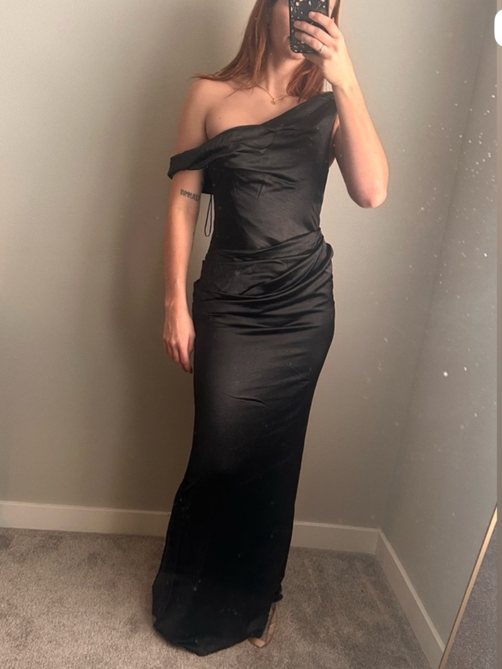 Meshki Black One-Shoulder Evening Dress